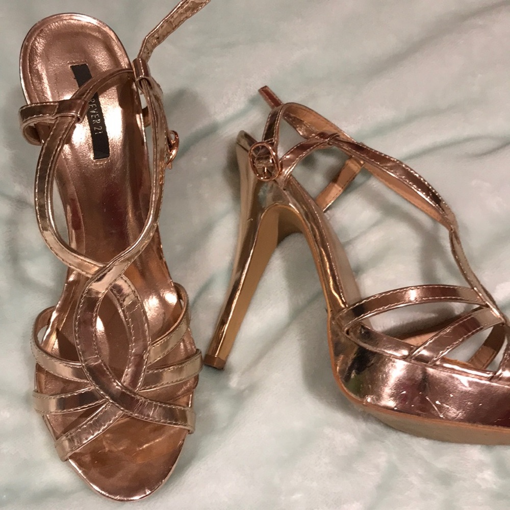 Dusty pink heels 🌟
